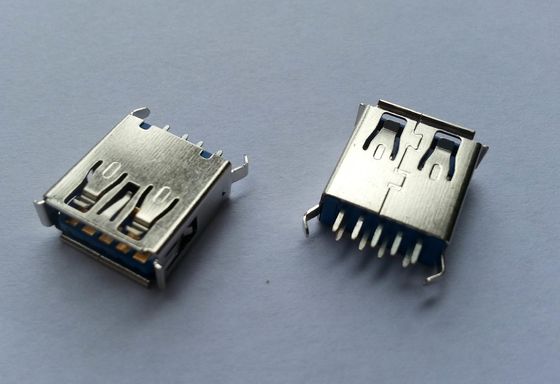 L tipo tipo vertical femenino del Usb 3,0 A de 13.7m m de la inmersión 180° del conector